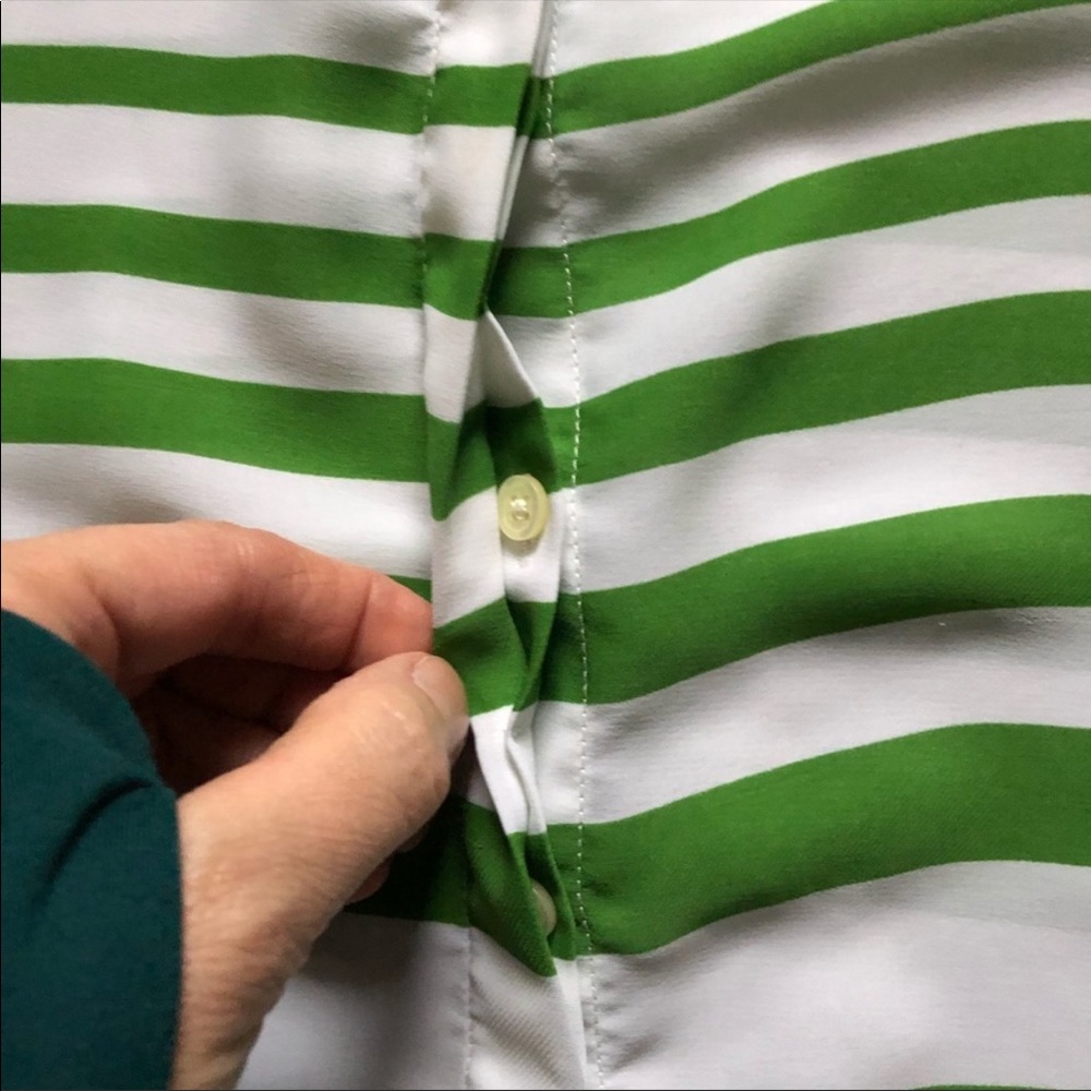 Banana Republic Sleeveless Top - Picture 3 of 6